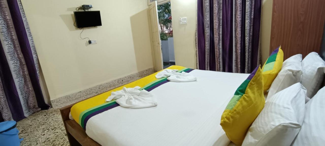Jack'S Calangute Place Hotell Exteriör bild