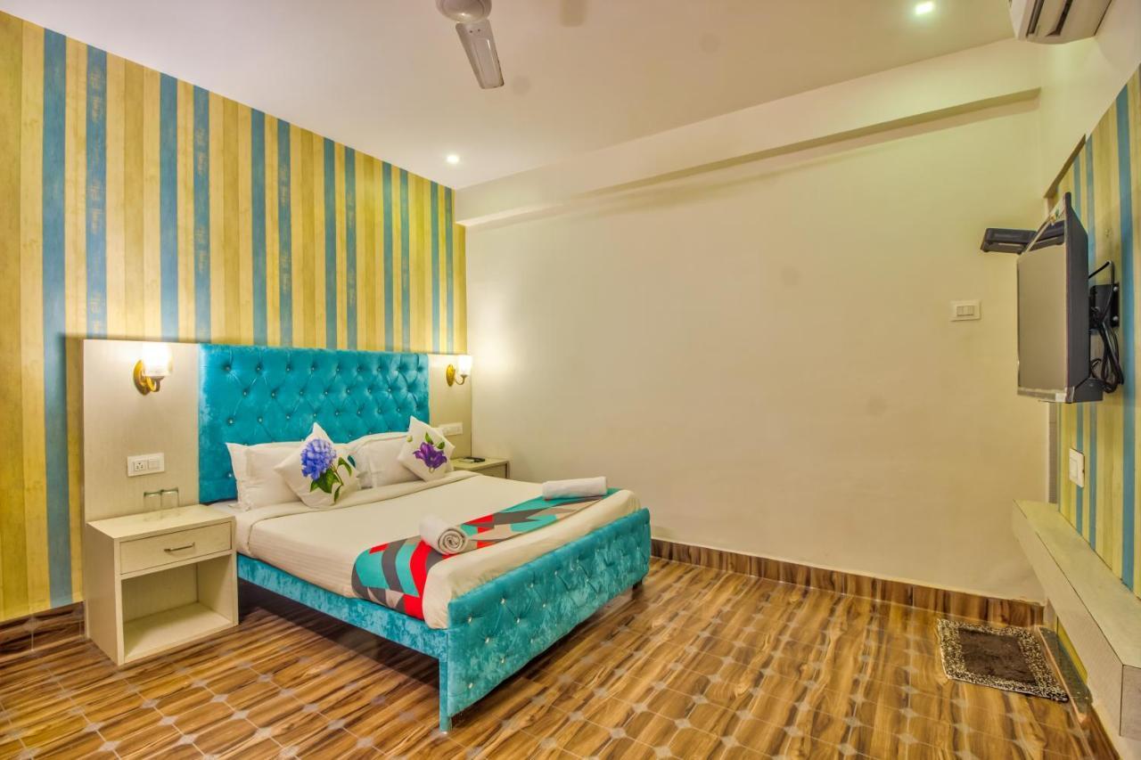 Jack'S Calangute Place Hotell Exteriör bild