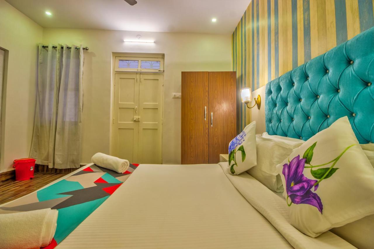 Jack'S Calangute Place Hotell Exteriör bild